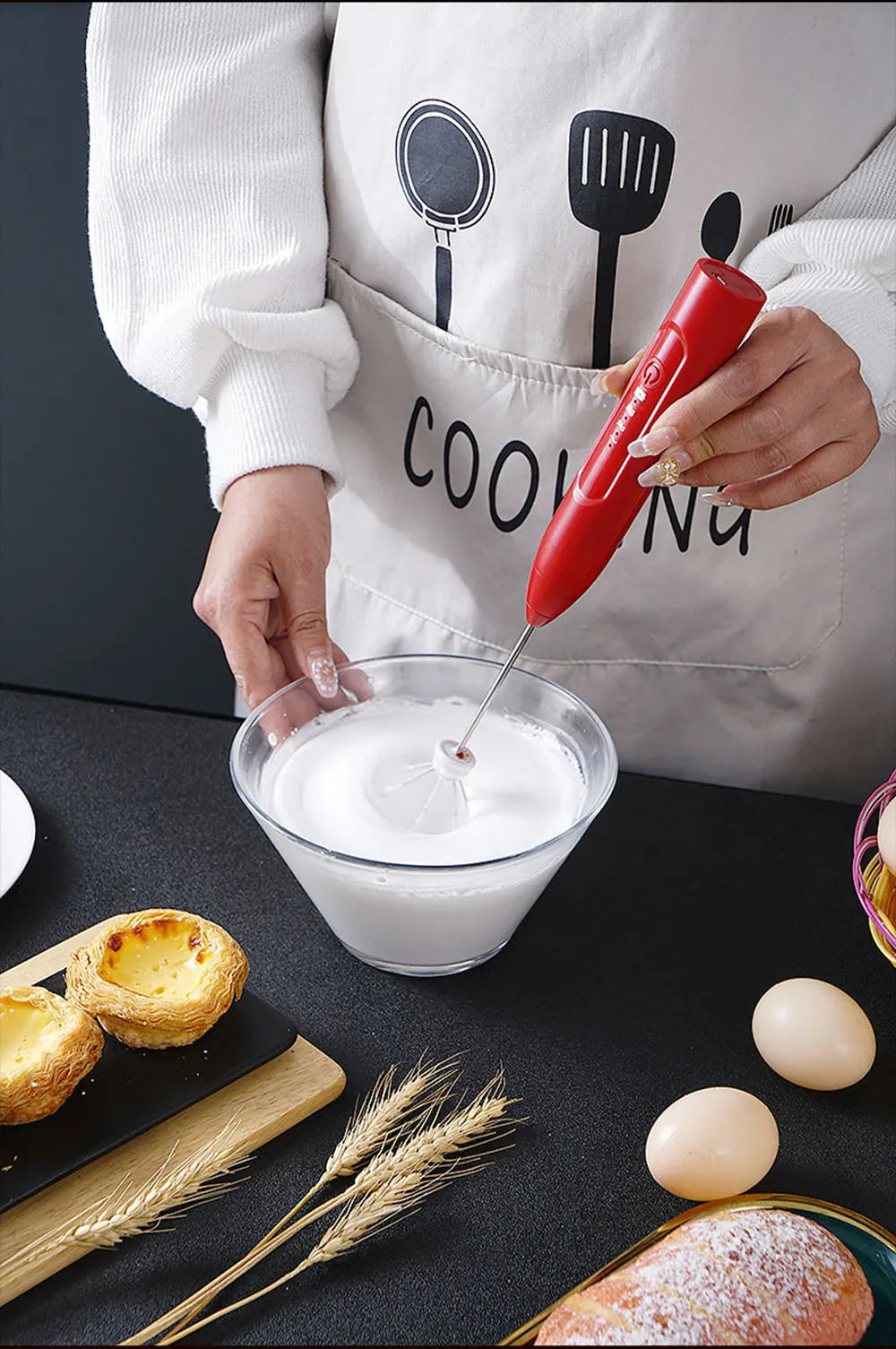 Elektryczny spieniacz do mleka, ręczny mikser z trzema prędkościami, ładowany przez USB, trzepaczka do kawy i trzepaczka do jajek