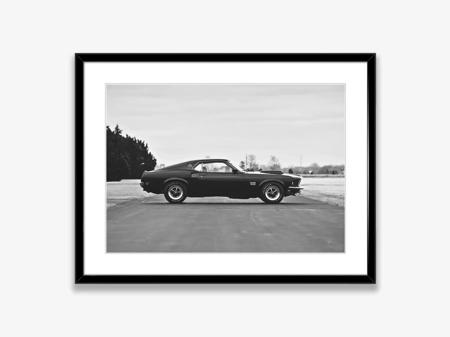 Klasyczny czarno-biały plakat z samochodem Ford Mustang – nowoczesna sztuka ścienna na płótnie na sprzedaż w Polsce 
