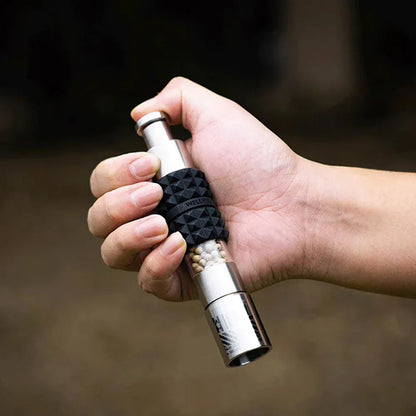 WELLHIKE Młynek do pieprzu ze stali nierdzewnej – młynek do przypraw na kemping i do użytku na zewnątrz 