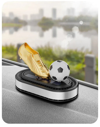 Odświeżacz powietrza do samochodu Golden Boot zasilany energią słoneczną – luksusowa dekoracja aromaterapeutyczna w stylu piłkarskim