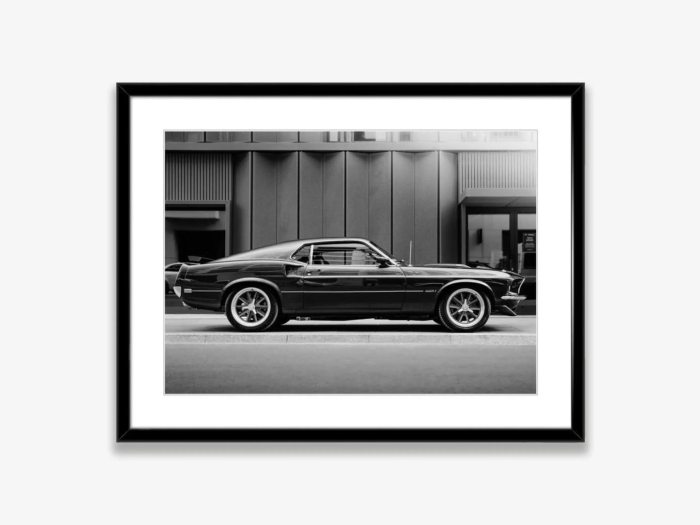 Klasyczny czarno-biały plakat z samochodem Ford Mustang – nowoczesna sztuka ścienna na płótnie na sprzedaż w Polsce 