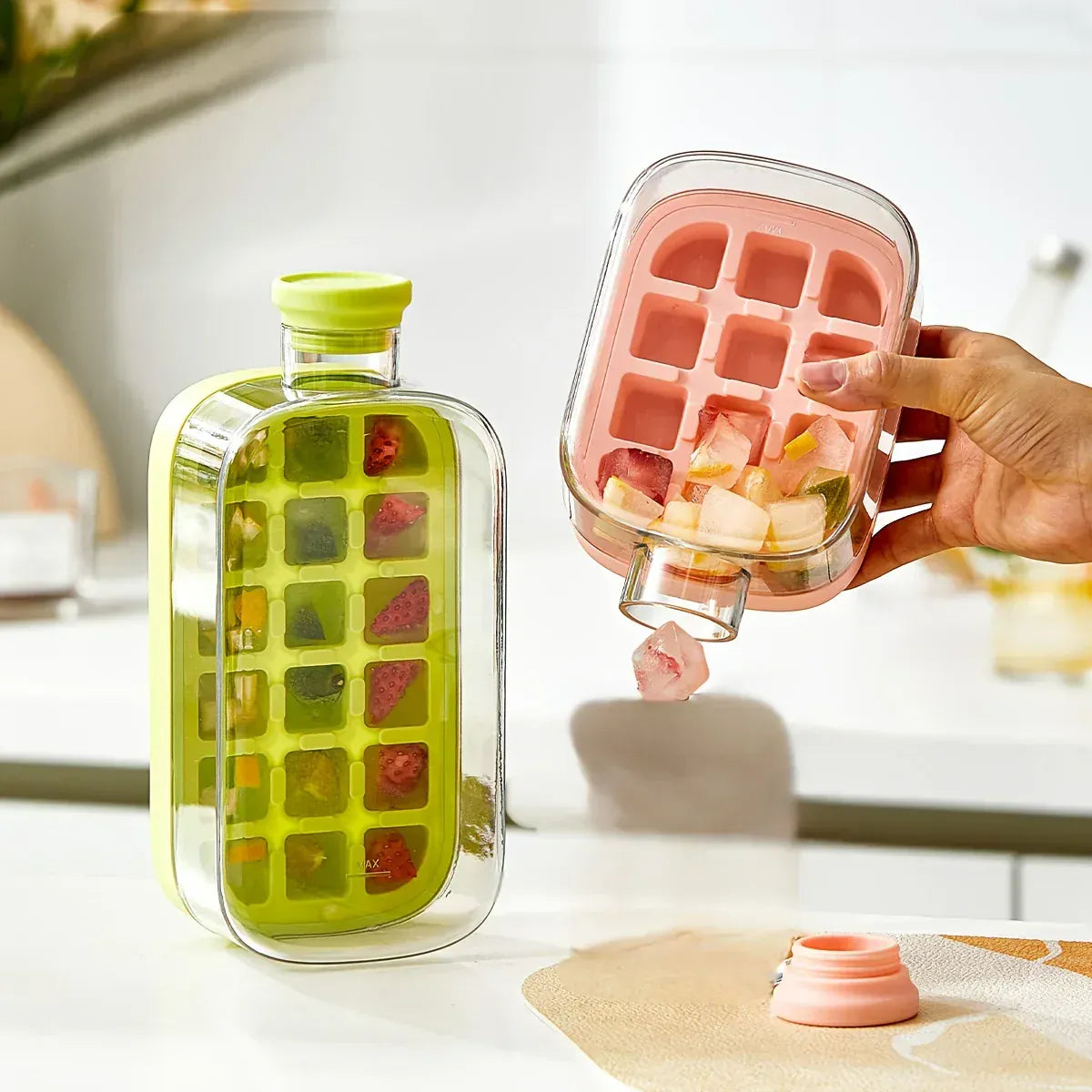 2-in-1 Ice Cube Maker Bottle with Straw – Easy Press Ice Mold & Water Bottle for Summer Drinks