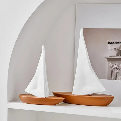 Kreatywny model żaglówki z żywicy – ​​ozdoba do salonu i biurka w stylu marynistycznym 