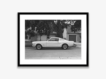 Klasyczny czarno-biały plakat z samochodem Ford Mustang – nowoczesna sztuka ścienna na płótnie na sprzedaż w Polsce 