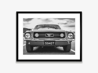 Klasyczny czarno-biały plakat z samochodem Ford Mustang – nowoczesna sztuka ścienna na płótnie na sprzedaż w Polsce 